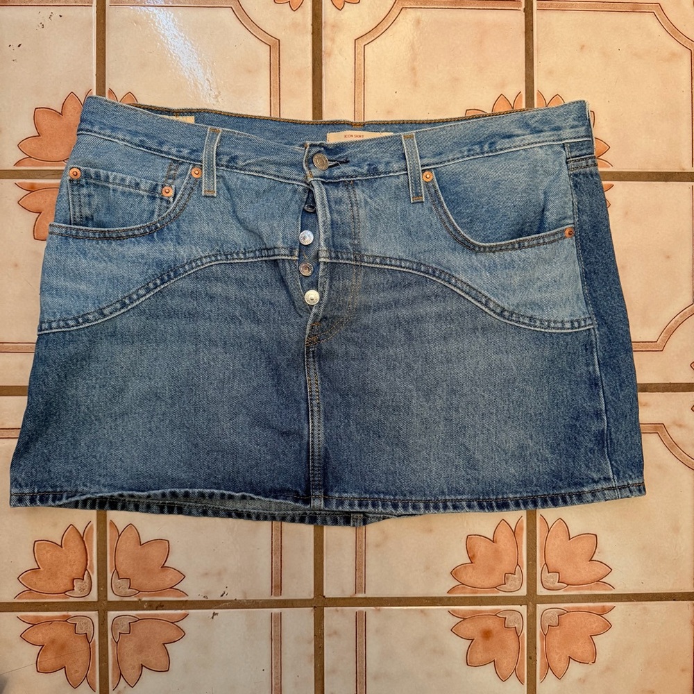 Levi’s Western Icon Blue Denim Skirt‎